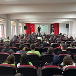 Meslek Yüksekokulumuzdan Çarşıbaşı’nda Kariyer Planlama ve Üniversite Tanıtım Etkinliği